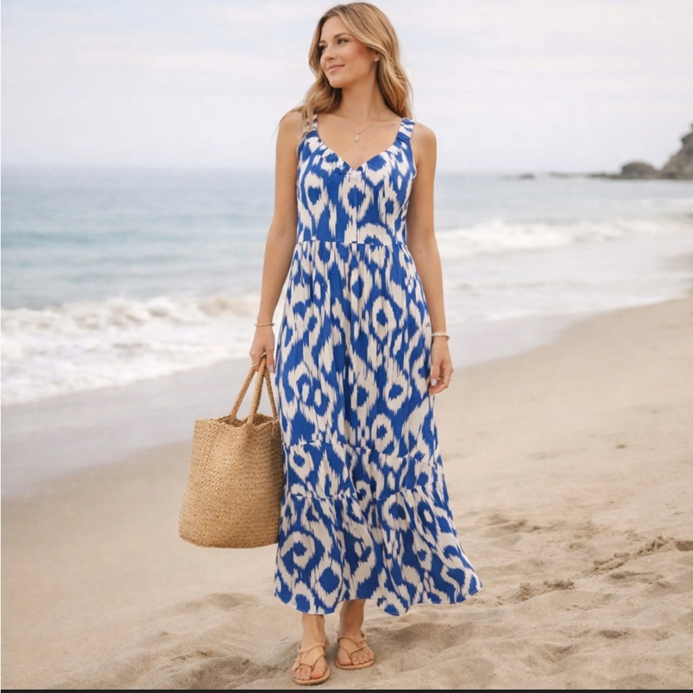 Evereve Blue and White Ikat Maxi Dress